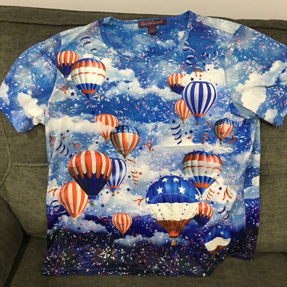 New! Short sleeve top